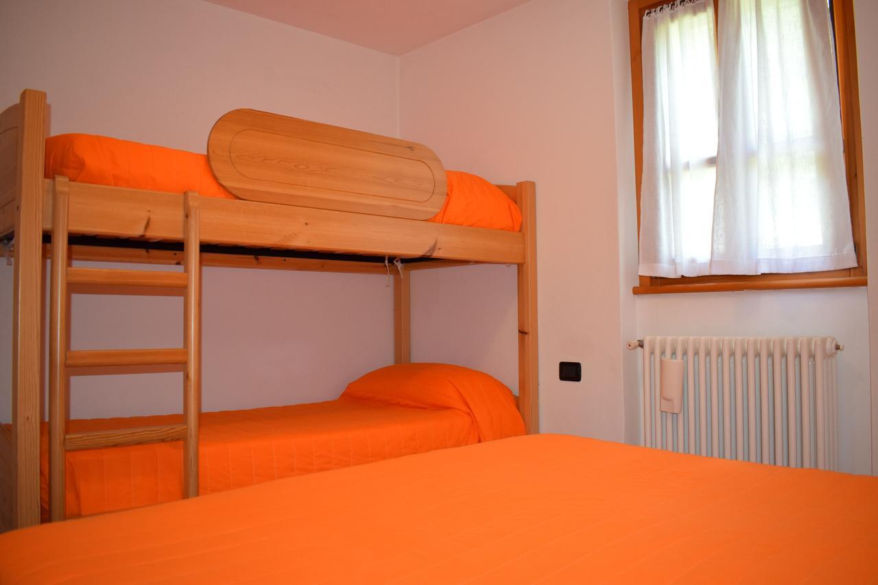 Italo-Svizzero Hotel Киавена Екстериор снимка