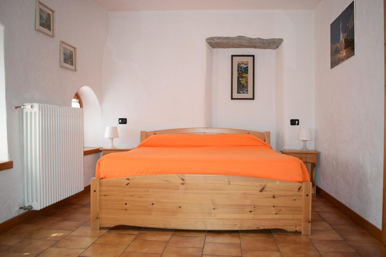 Italo-Svizzero Hotel Киавена Екстериор снимка