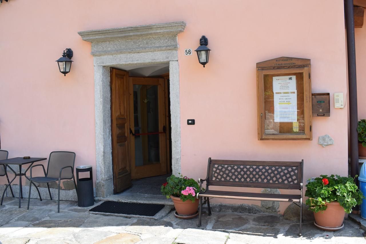 Italo-Svizzero Hotel Киавена Екстериор снимка