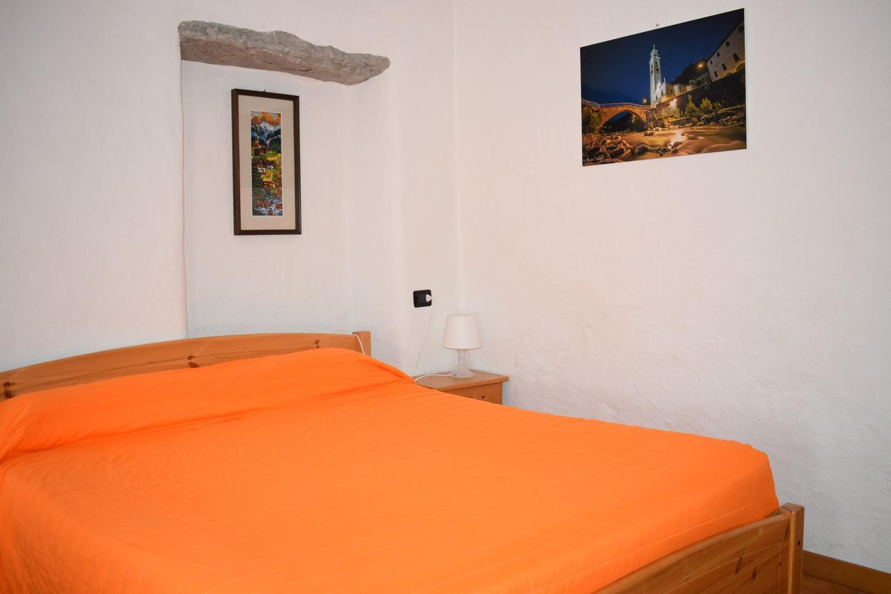 Italo-Svizzero Hotel Киавена Екстериор снимка