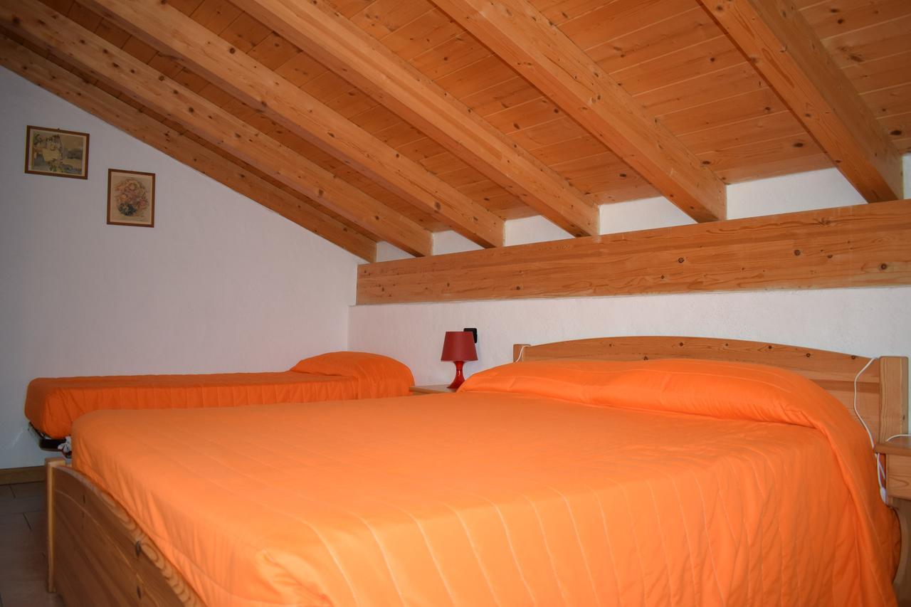 Italo-Svizzero Hotel Киавена Екстериор снимка