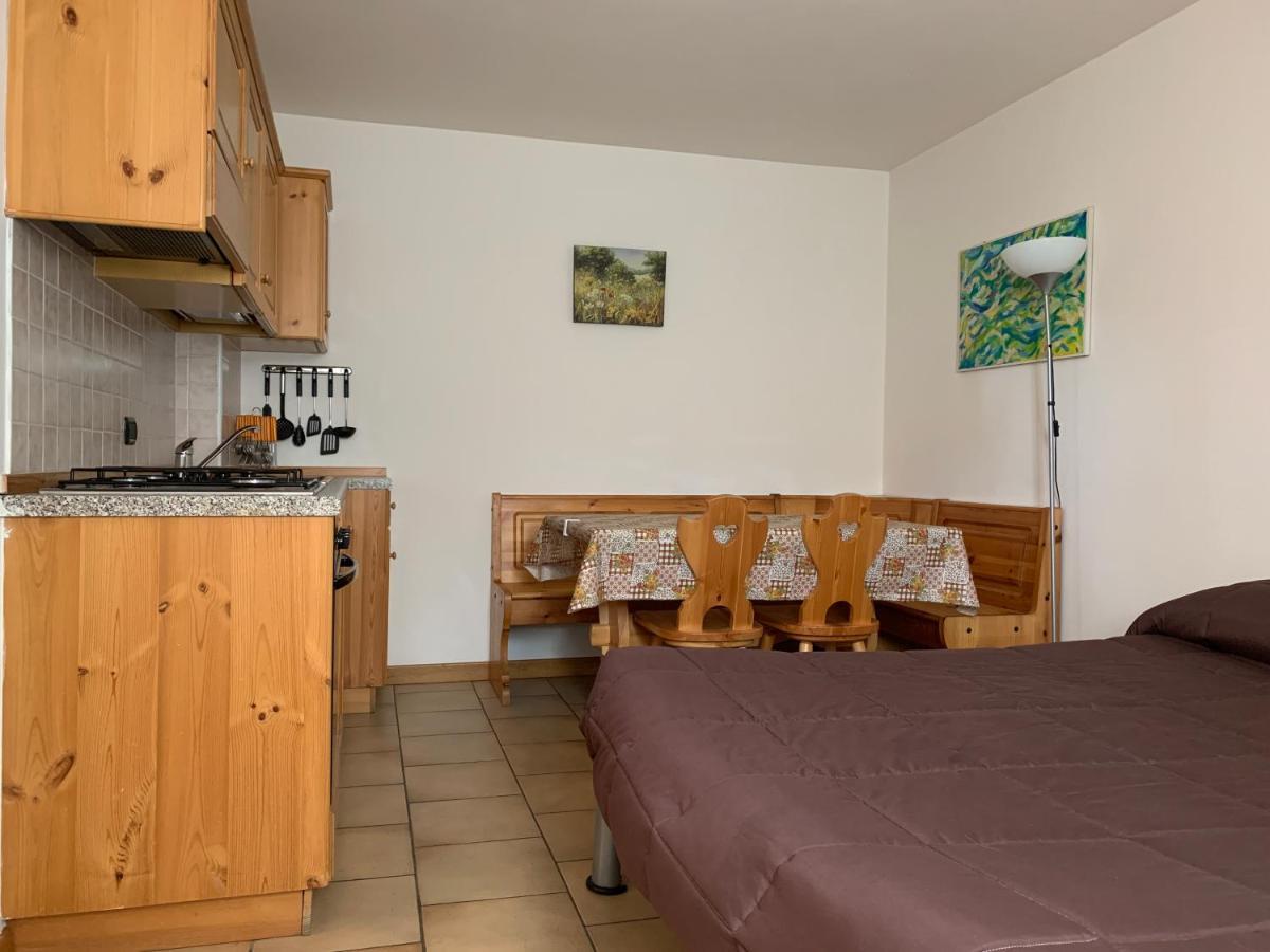 Italo-Svizzero Hotel Киавена Екстериор снимка